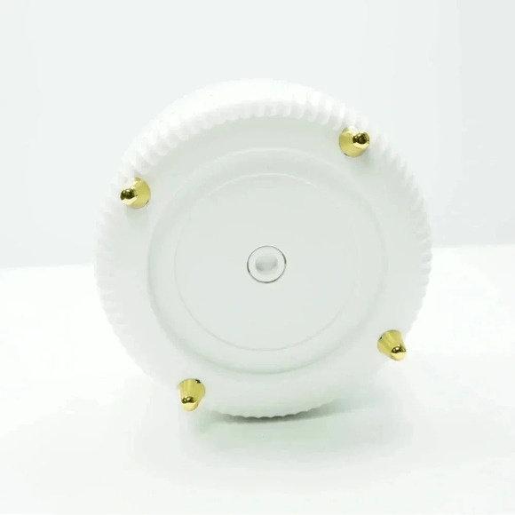 Cosmetic Organizer - Picture 2 of 3